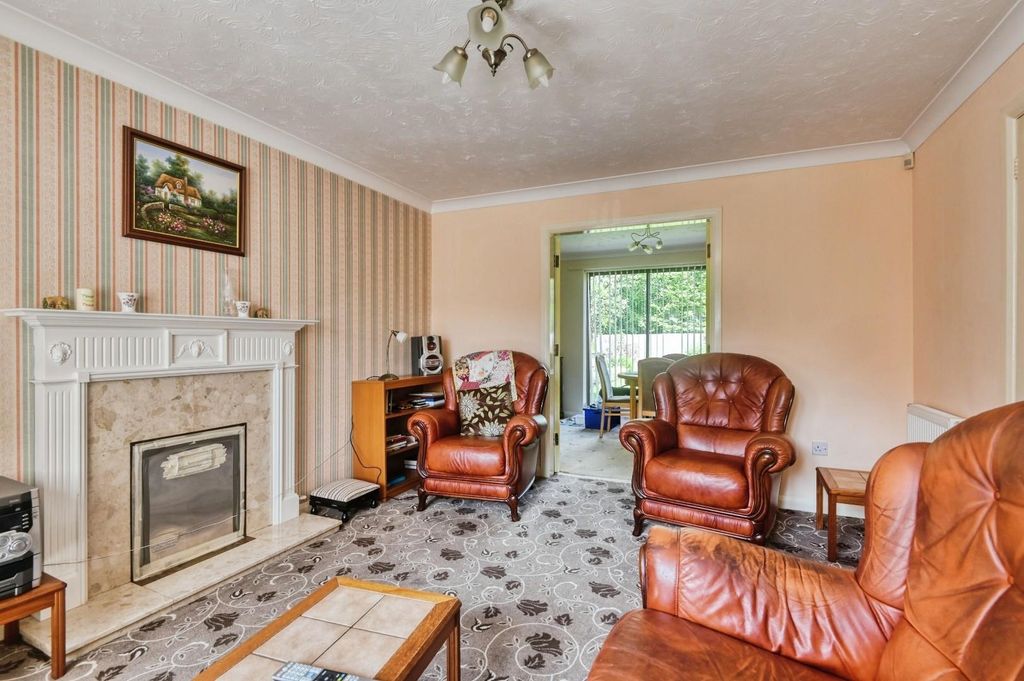 Additional image 3 of 4 bed detached house for saleLindisfarne, Tamworth B77