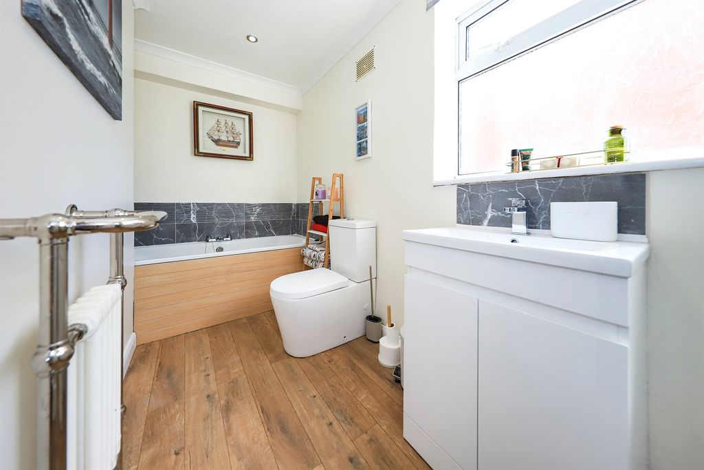 Additional image 15 of 4 bed link detached house for saleTong Close, Bishops Wood, Stafford ST19