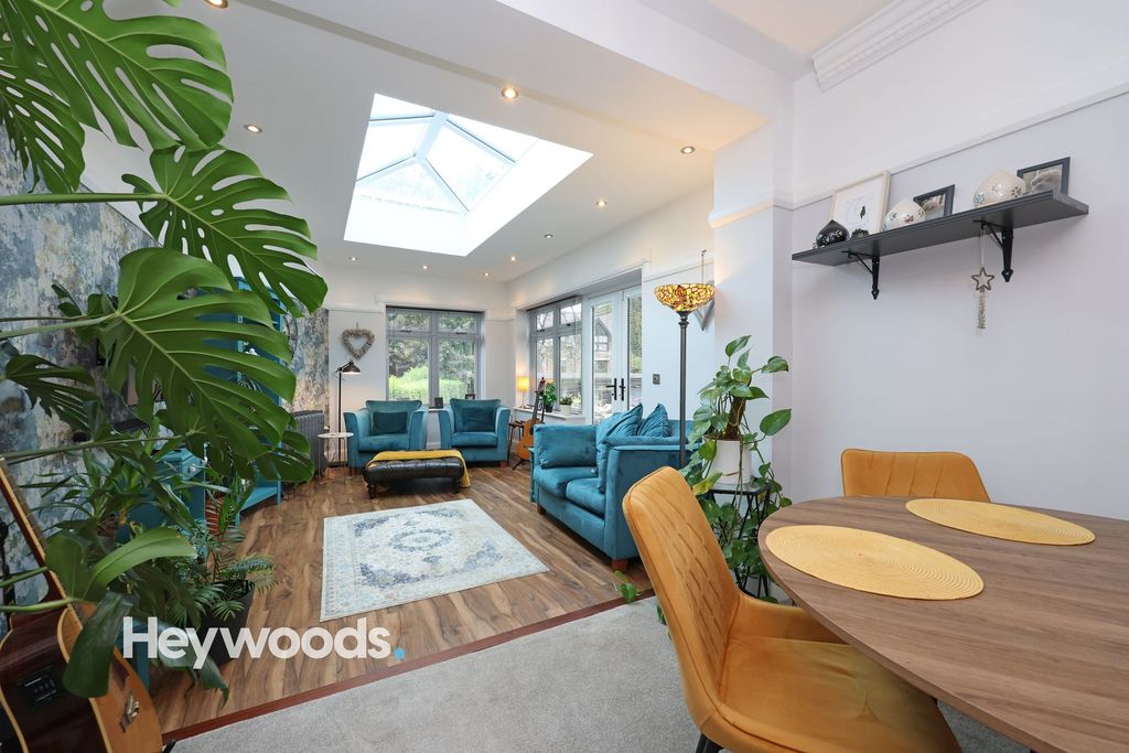 Additional image 2 of 3 bed semi-detached house for saleGranville Avenue, Newcastle ST5
