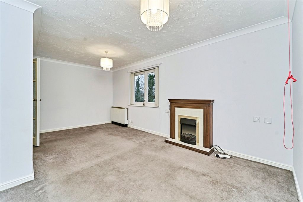 Additional image 2 of 2 bed flat for salePendene Court, Wolverhampton WV4