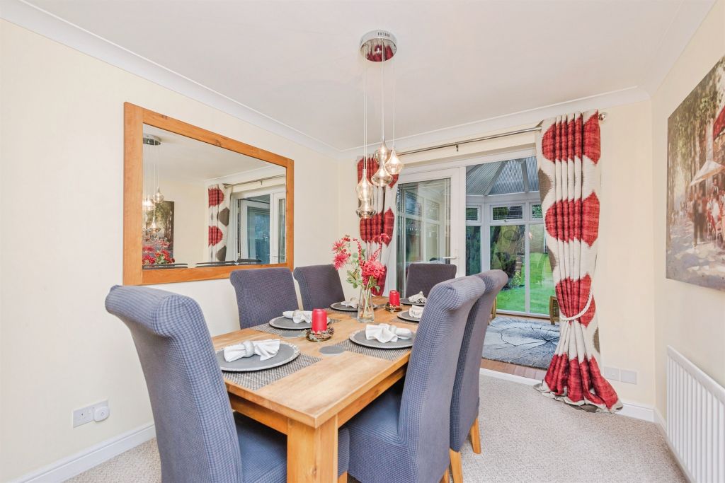 Additional image 4 of 4 bed detached house for saleLakeland Drive, Wilnecote, Tamworth B77