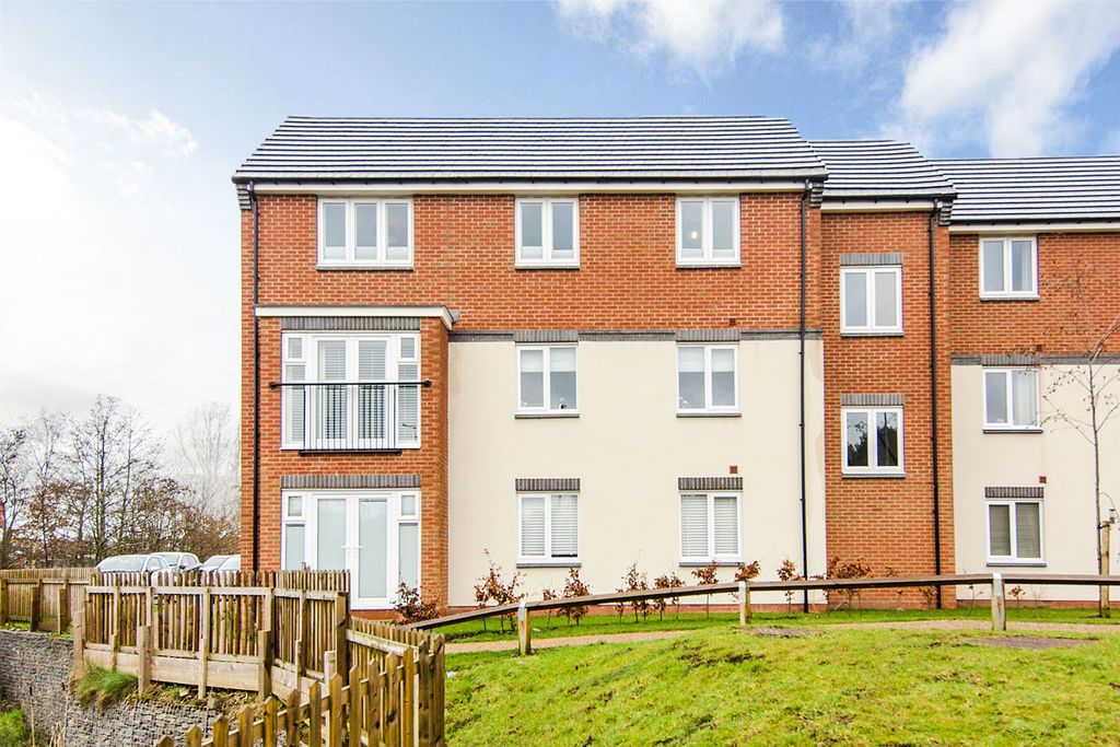 Additional image 16 of 2 bed property for saleCollis Close, Burntwood WS7
