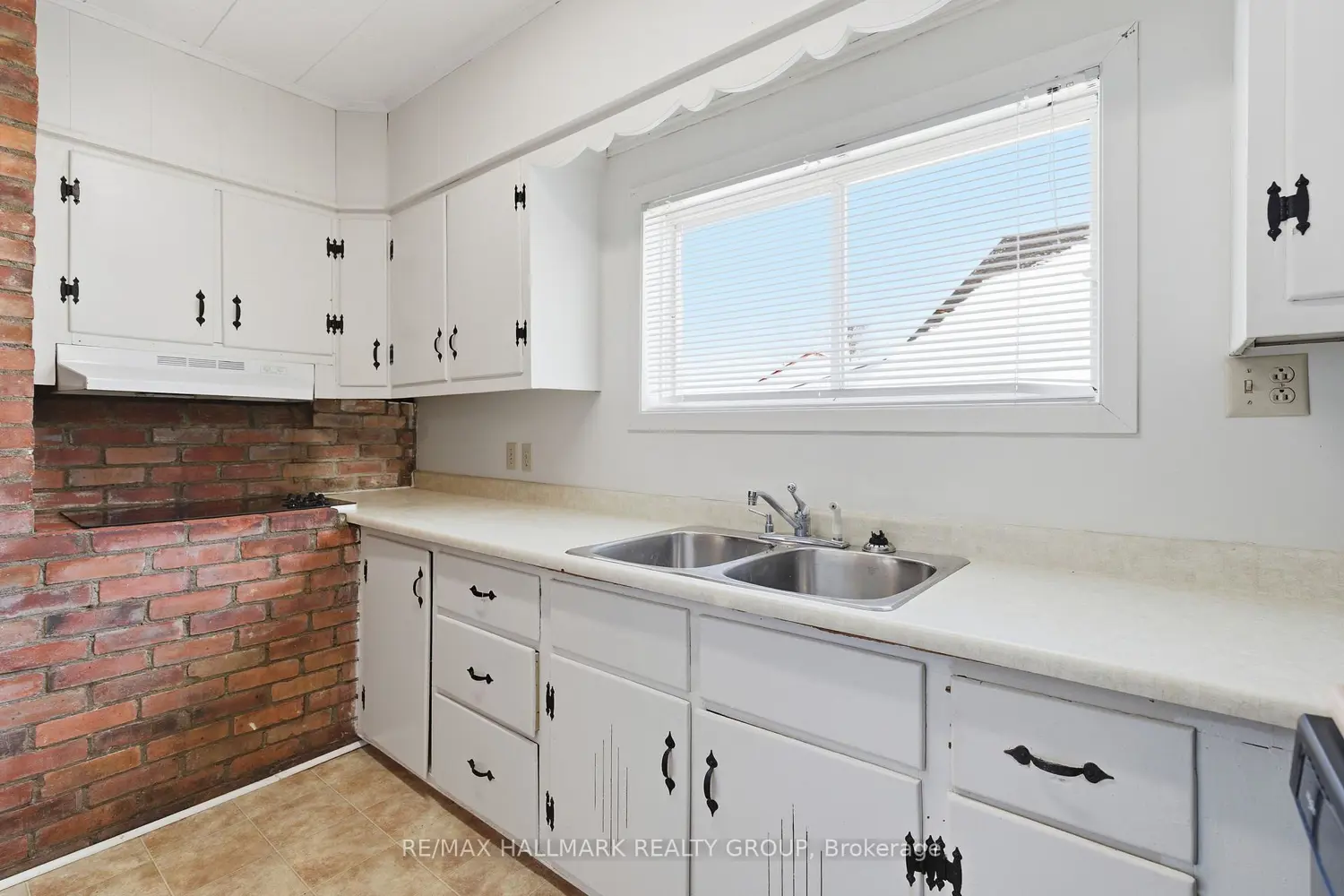 521 Nelson Street photo 3