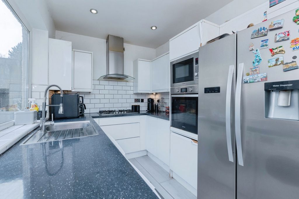 Additional image 5 of 3 bed semi-detached house for saleAstill Drive, Leicester, Leicestershire LE4