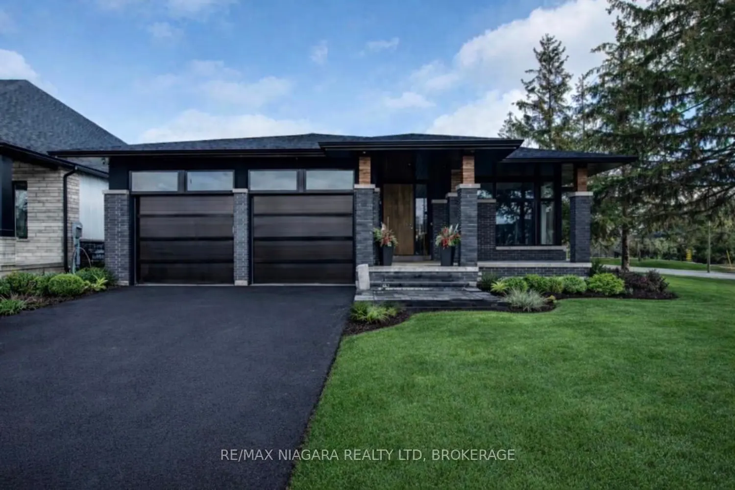 2795 Canadiana Court