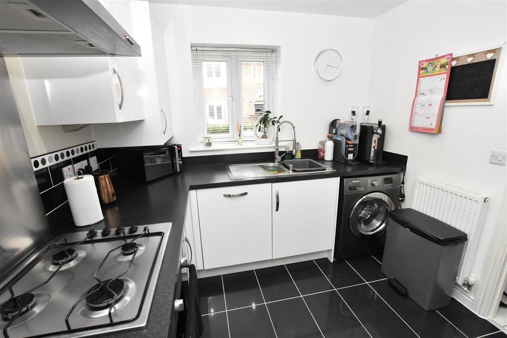 Additional image 7 of 3 bed semi-detached house for saleClayton Gardens, Hatton, Derby DE65