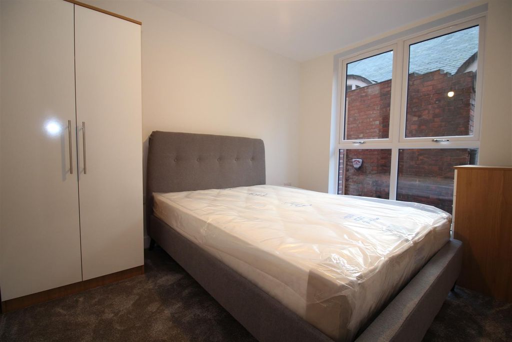 Additional image 5 of 2 bed flat for saleAgin Court, Charles Street, Leicester LE1