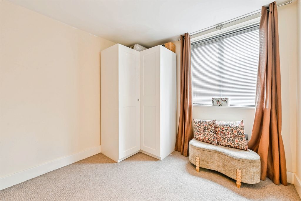 Additional image 10 of 2 bed flat for saleEast Street, Leicester LE1