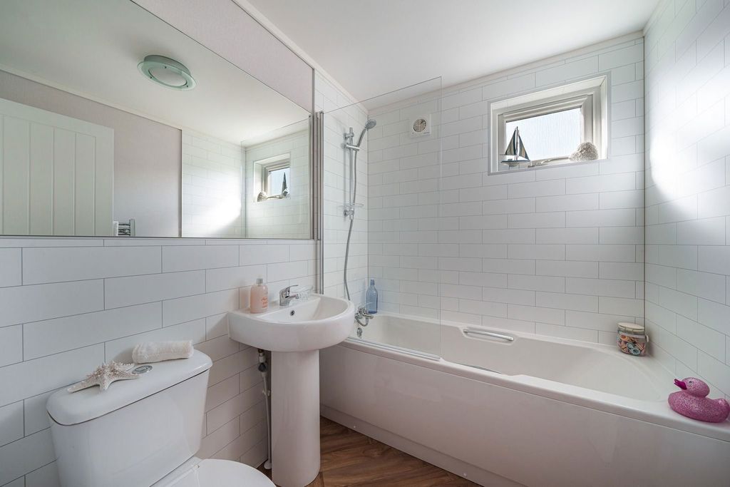 Additional image 9 of 2 bed mobile/park home for saleThe Park, Ranksborough Hall Park, Langham, Oakham, Rutland LE15