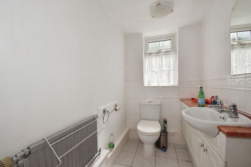 Additional image 3 of 4 bed detached house for salePark House Close, Birstall, Leicester, Leicestershire LE4