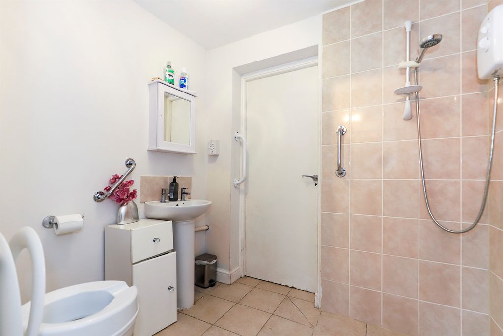 Additional image 11 of 3 bed semi-detached house for saleWoodland Crescent, Merry Hill, Wolverhampton WV3