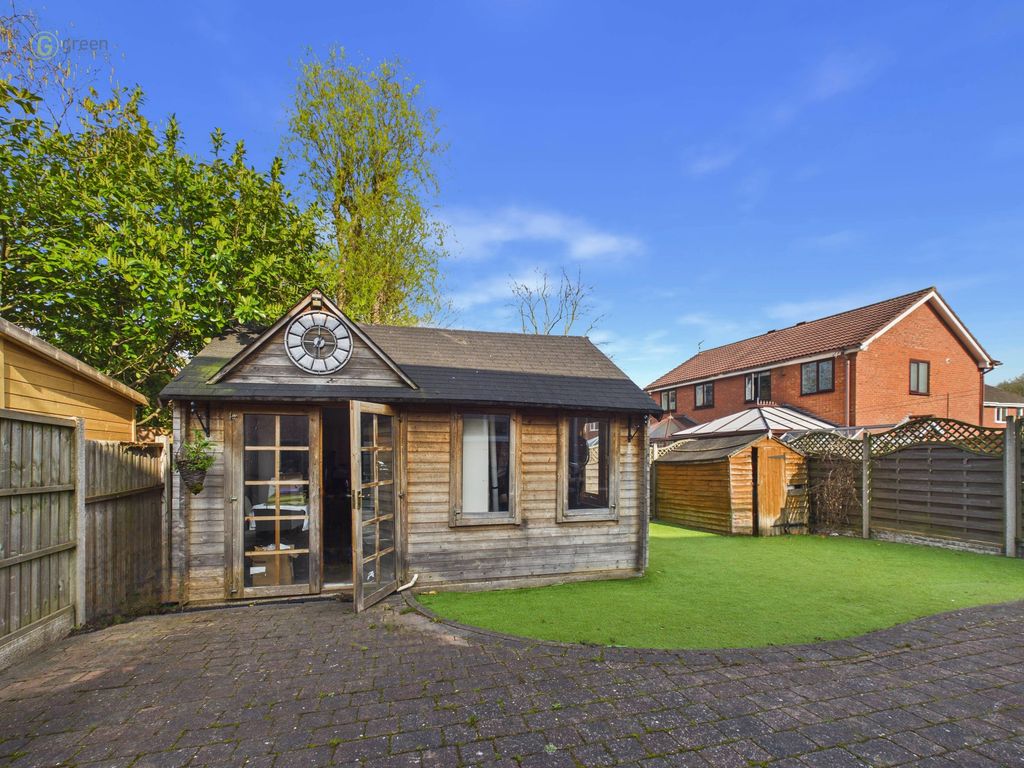 Additional image 3 of 4 bed semi-detached house for saleSuffolk Way, Fazeley, Tamworth B78