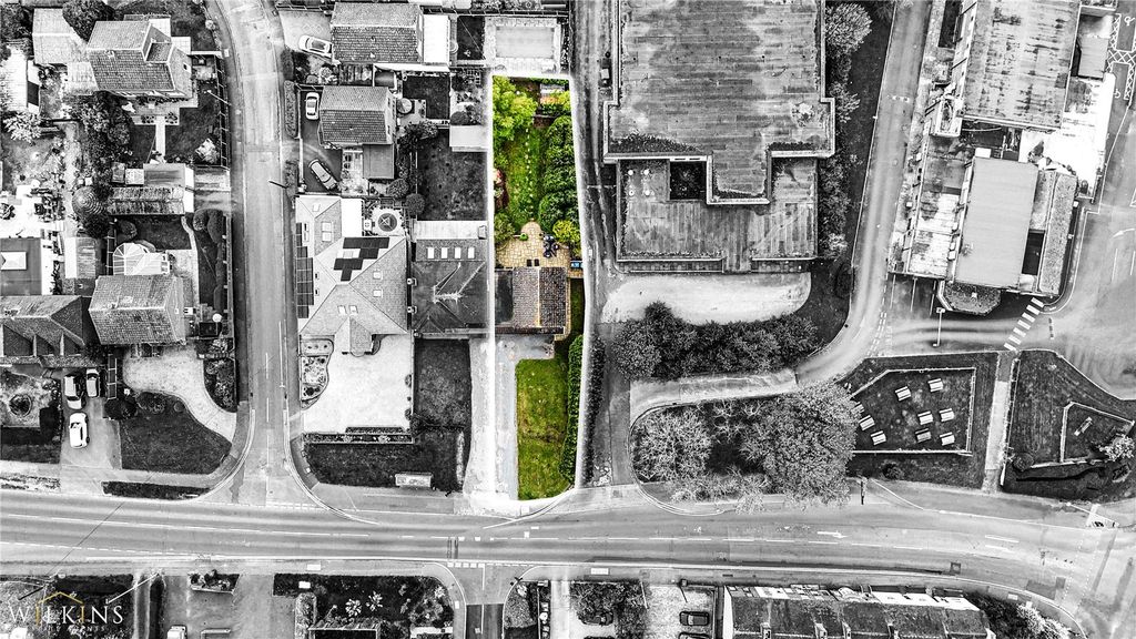 Additional image 31 of 3 bed detached house for saleDosthill Road, Two Gates, Tamworth, Staffordshire B77