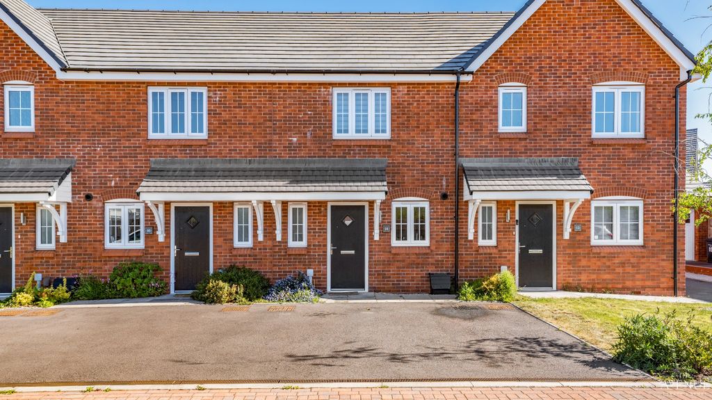 2 bed terraced house for saleSwinney Road, Fradley. WS13