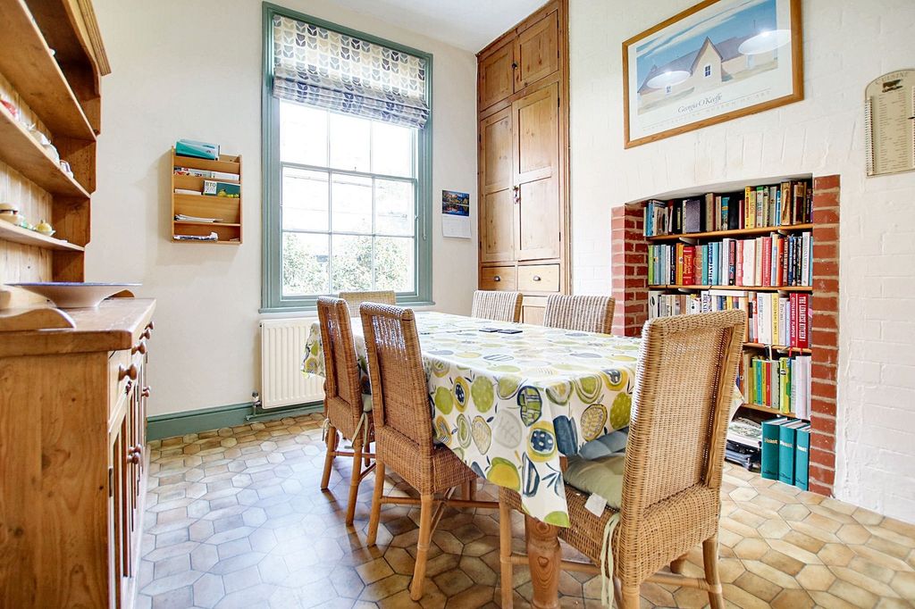 Additional image 16 of 5 bed semi-detached house for saleAlexandra Road, Leicester LE2