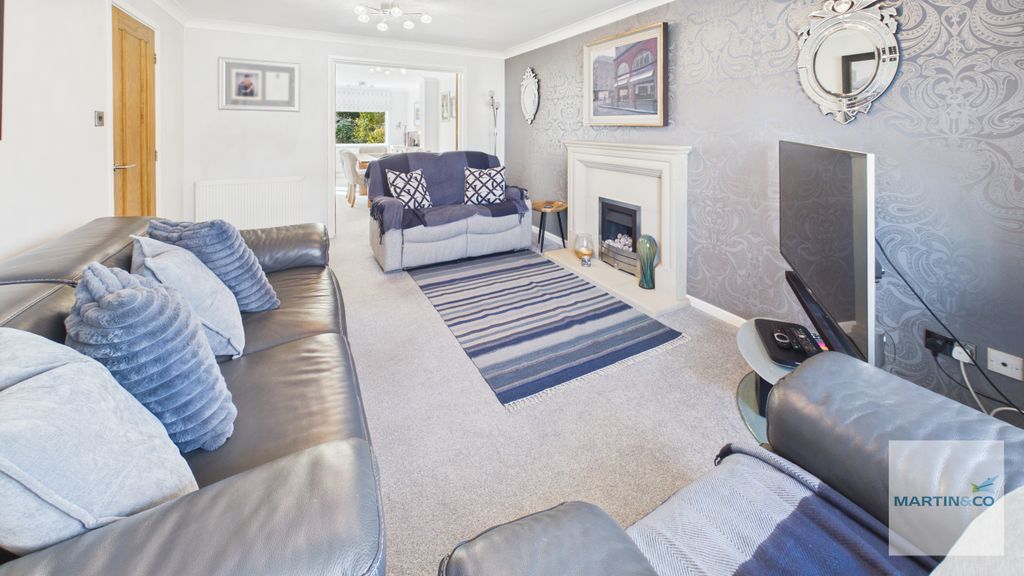 Additional image 3 of 5 bed detached house for saleMorpeth, Dosthill, Tamworth B77