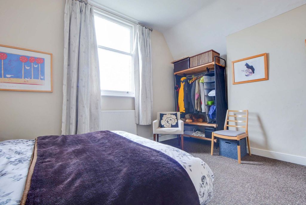 Additional image 34 of 6 bed semi-detached house for saleAlexandra Road, Stoneygate, Leicester LE2