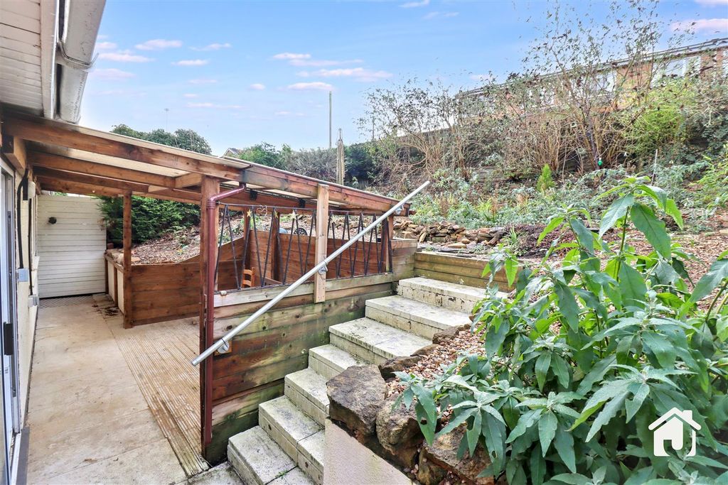 Additional image 19 of 2 bed semi-detached bungalow for saleJessop Close, Leicester LE3
