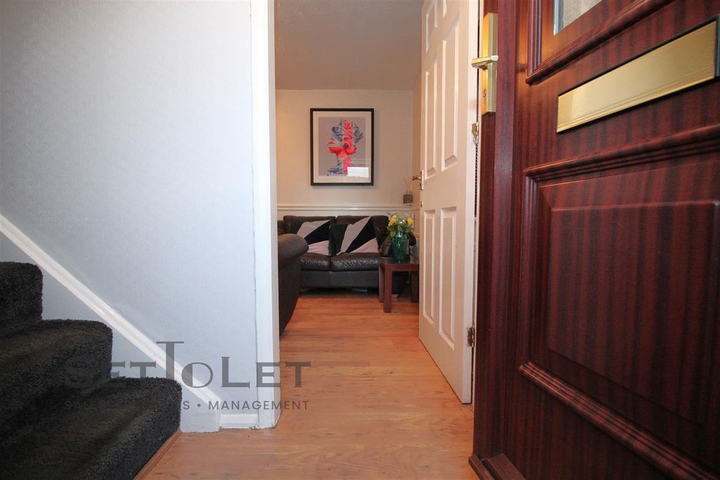 Additional image 8 of 3 bed link detached house for saleYarrow Close, Hamilton, Leicester LE5
