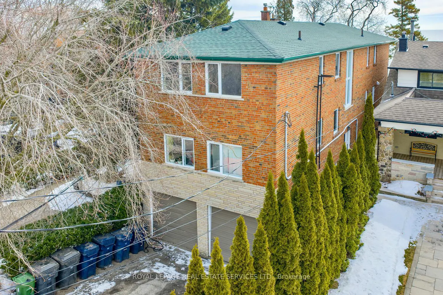 135 Lake Shore Drive