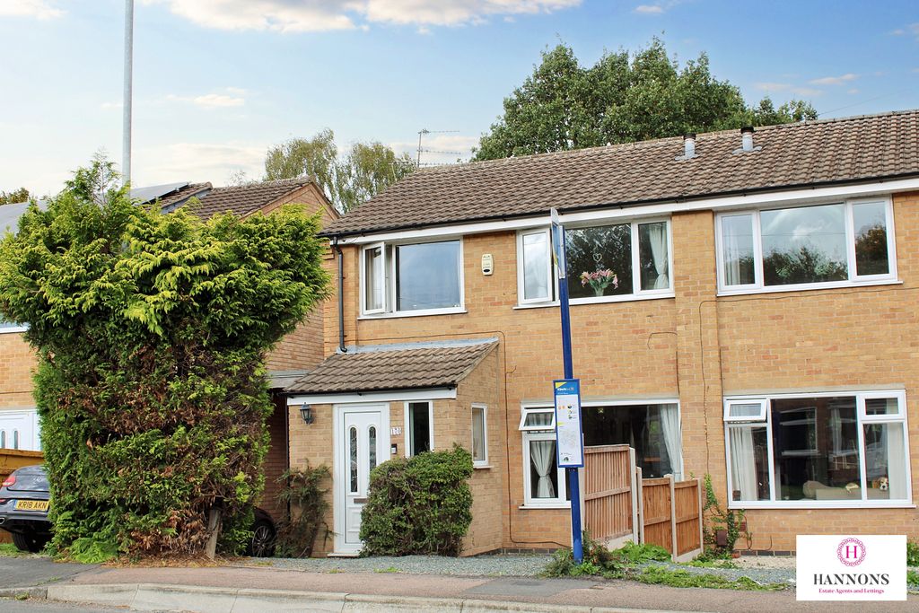 3 bed semi-detached house for saleBraddon Road, Loughborough LE11