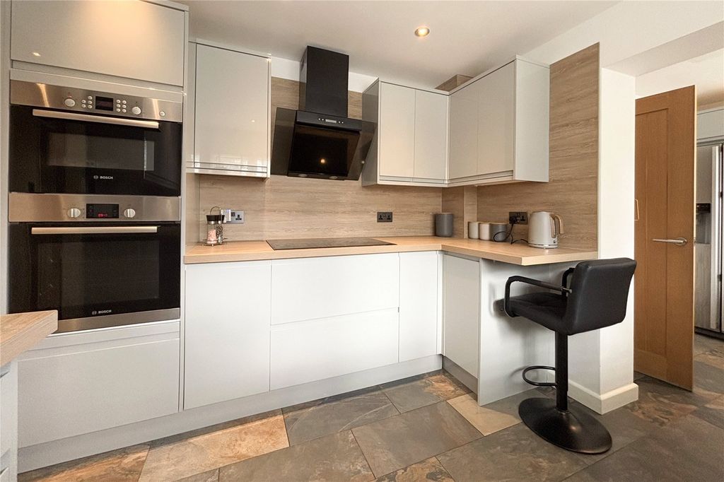 Additional image 11 of 4 bed semi-detached house for saleCroscombe Gardens, Frome BA11