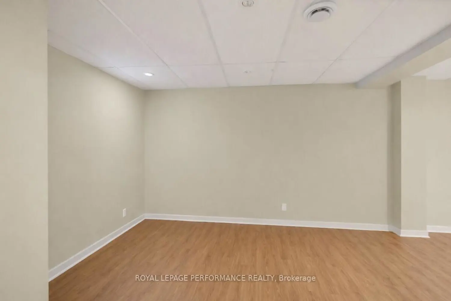 Additional image 17 of 3064 Olympic Way 9