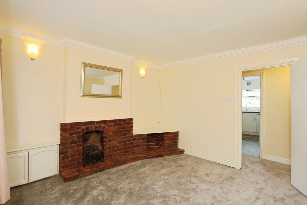 Additional image 10 of 5 bed detached house for saleChurch Side, Shepshed, Loughborough, Leicestershire LE12