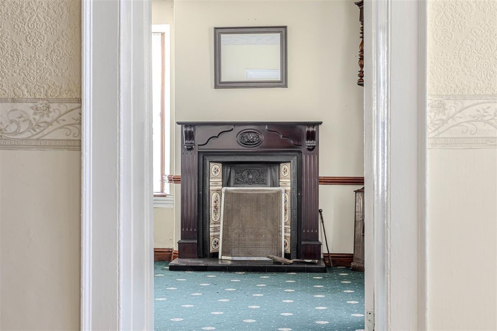 3 bed link detached house for saleMarket Place, Hartington, Buxton, Derbyshire SK17 photo 5