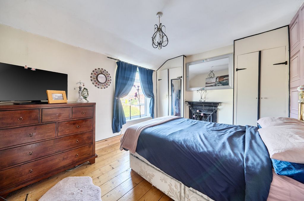 Additional image 9 of 3 bed terraced house for salePavy Cottages, Markham Road, Swindon SN4
