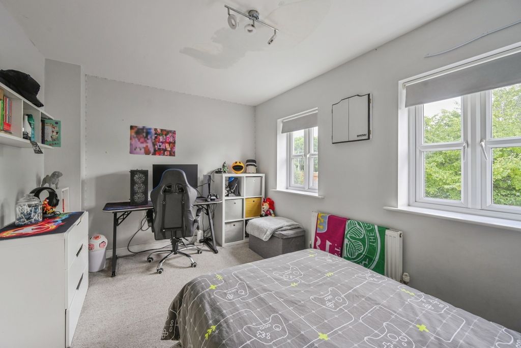 Additional image 9 of 3 bed town house for saleLowes Drive, Tamworth, Staffordshire B77