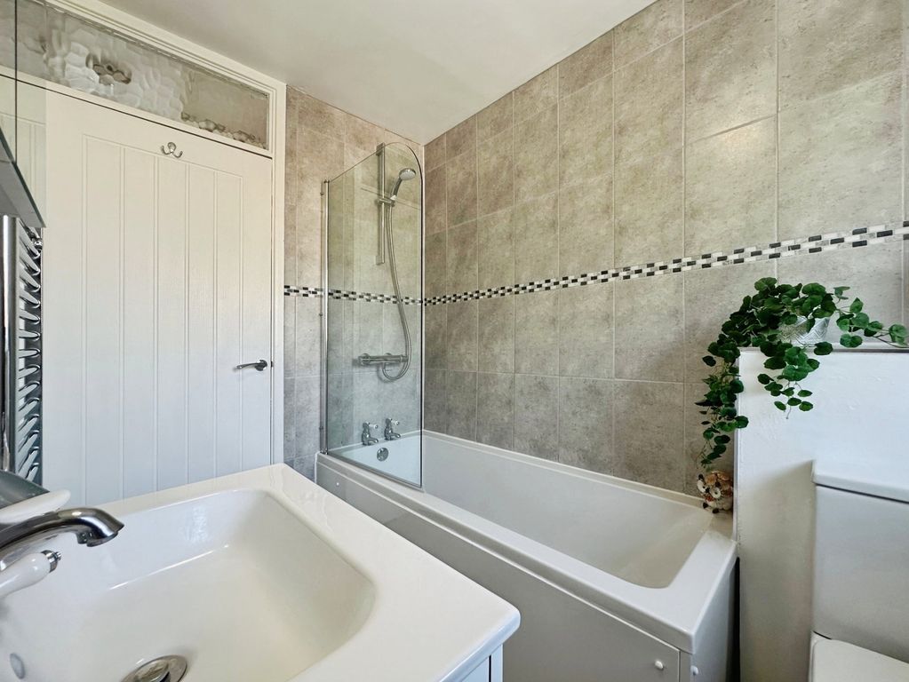 Additional image 18 of 2 bed terraced house for salePendinas Drive, Bilbrook, Wolverhampton WV8