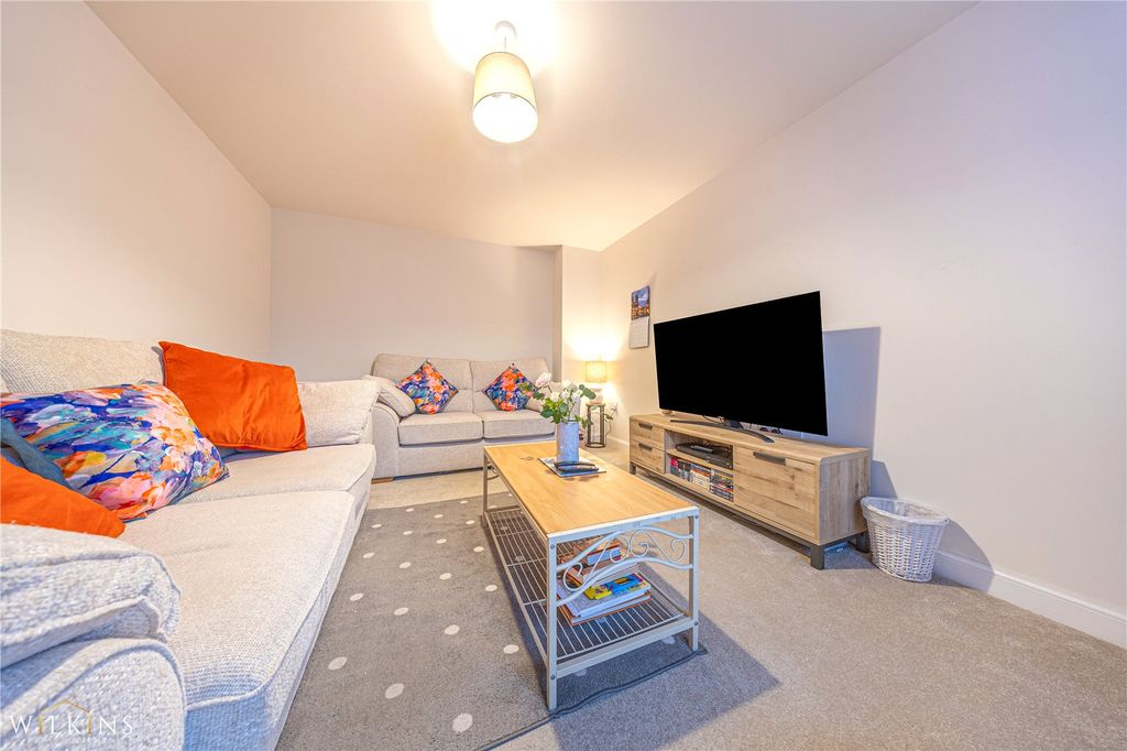 Additional image 2 of 4 bed detached house for saleDashwood Close, Tamworth, Staffordshire B78