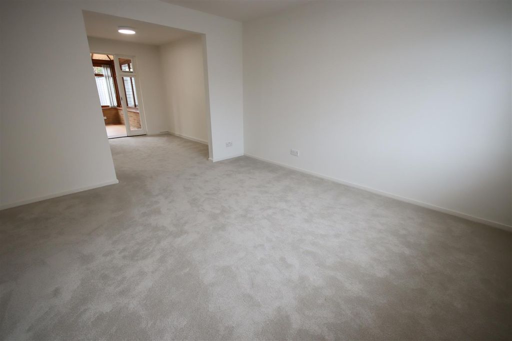 Additional image 3 of 3 bed semi-detached house for saleFitzwarren Close, Chippenham SN15