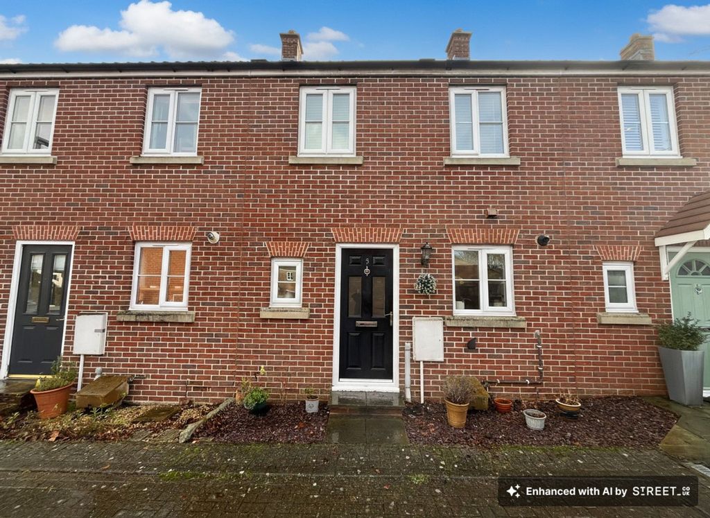 2 bed terraced house for saleDakota Close, Bowerhill SN12
