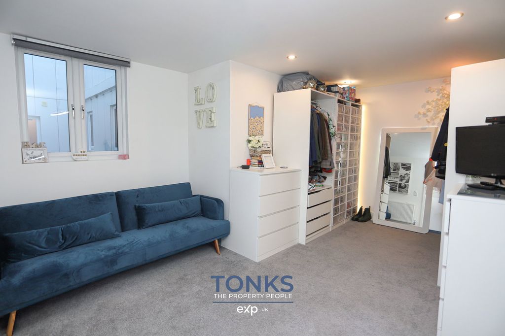 Additional image 13 of 2 bed flat for saleBaggeridge House, Roadstone Drive, Dudley, West Midlands DY3