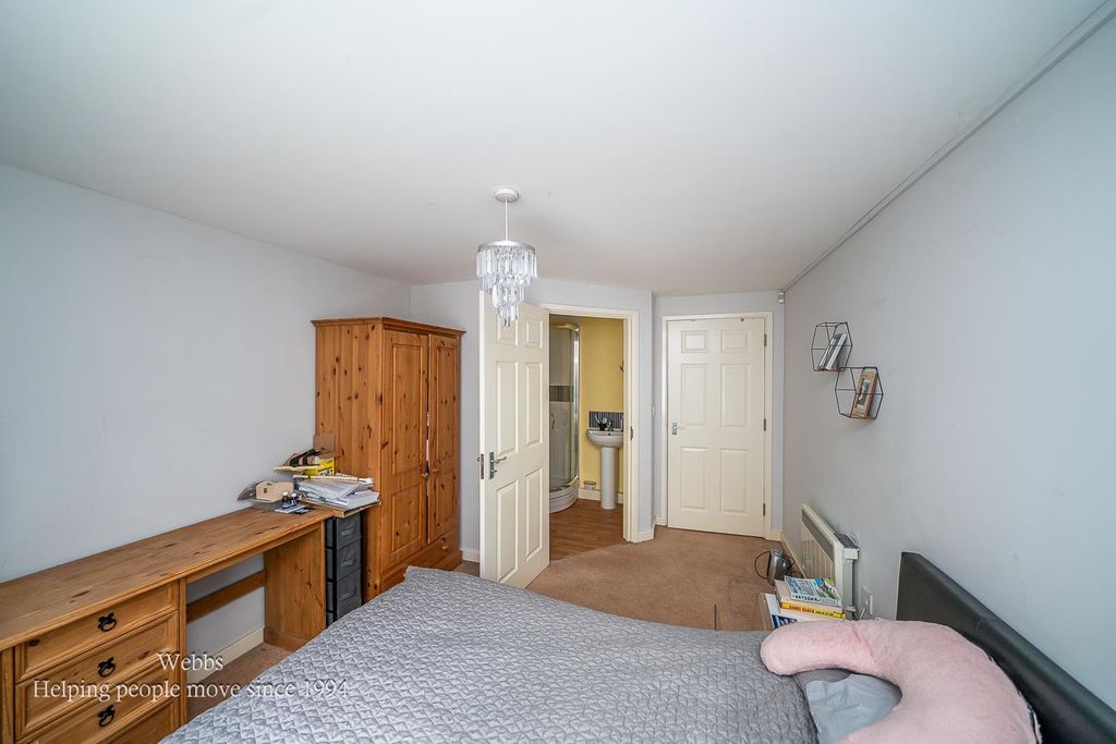 Additional image 9 of 2 bed flat for salePark Road, Bloxwich, Walsall WS3