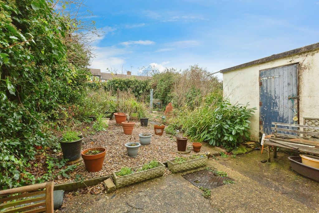 Additional image 15 of 3 bed semi-detached house for saleSelby Avenue, Leicester LE5