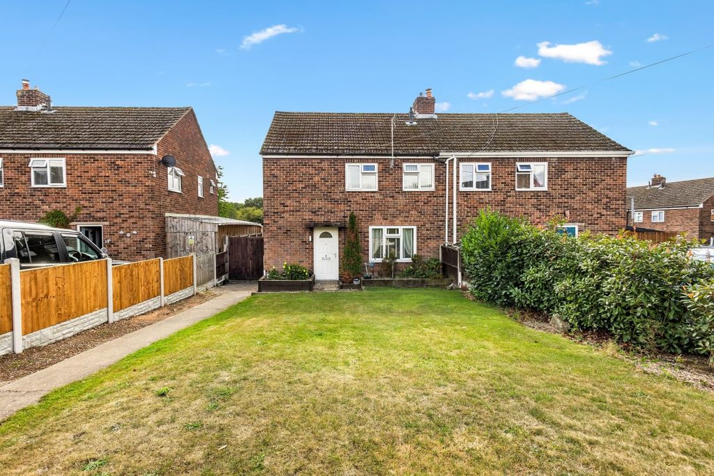 3 bed semi-detached house for saleNew Road, Coton In The Elms, Swadlincote DE12