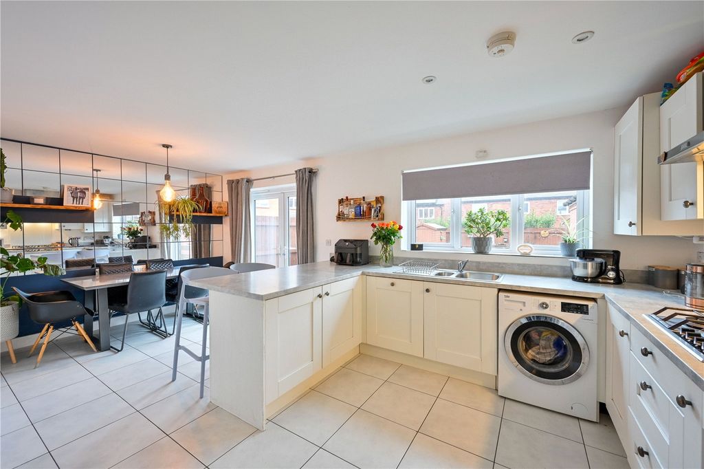5 bed detached house for saleSergeant Way, Weeping Cross, Stafford, Staffordshire ST17 photo 2