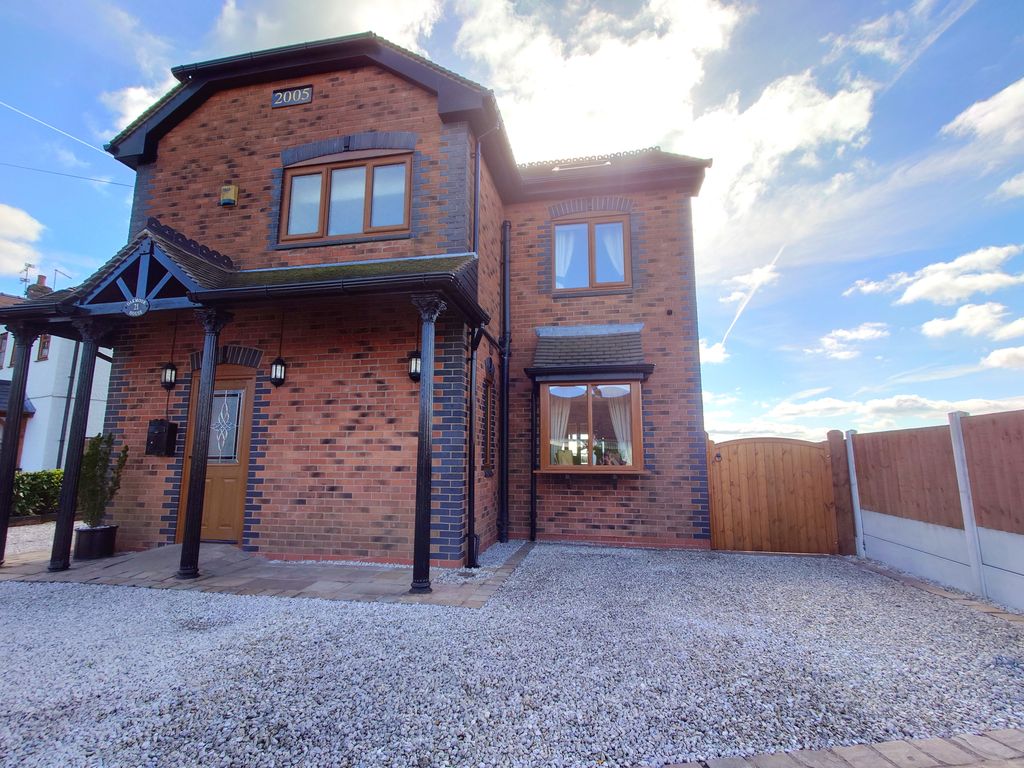 4 bed detached house for saleScot Hay Road, Alsagers Bank, Stoke-On-Trent ST7