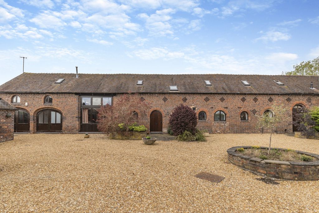 5 bed barn conversion for saleLymes Road Butterton Newcastle, Staffordshire ST5