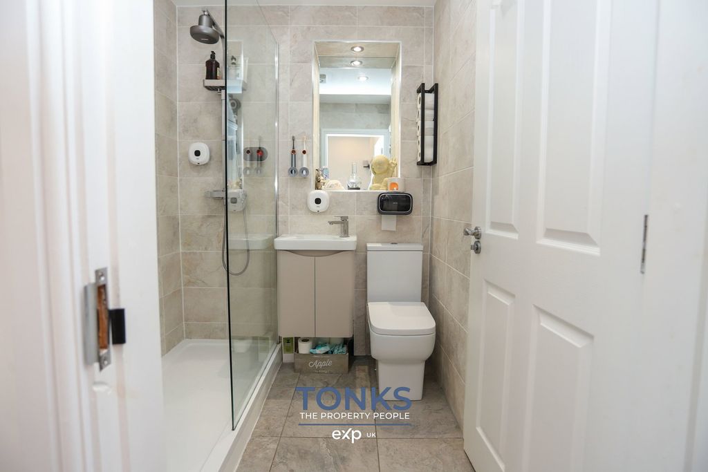 Additional image 16 of 2 bed flat for saleBaggeridge House, Roadstone Drive, Dudley, West Midlands DY3