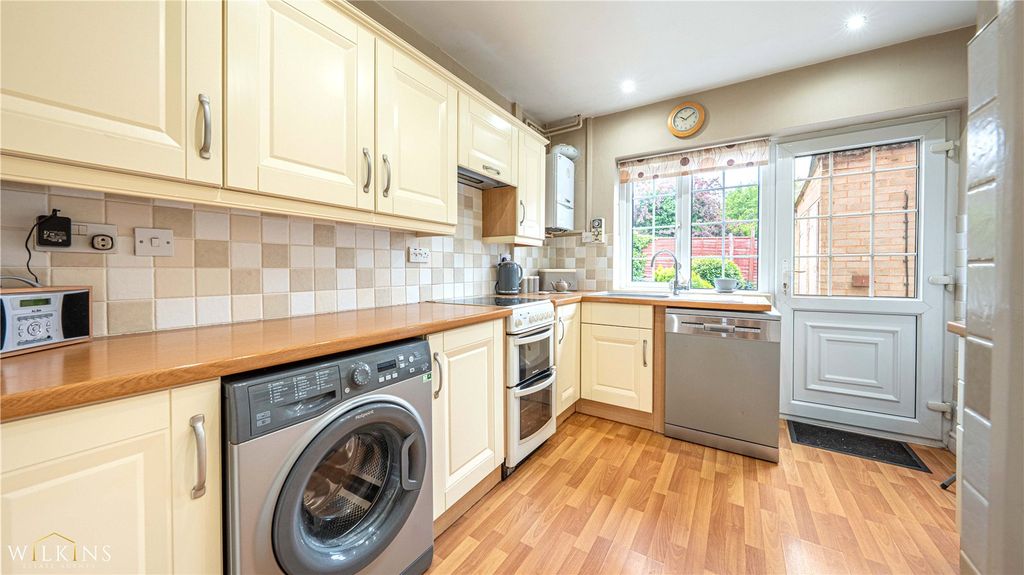 Additional image 6 of 3 bed semi-detached house for saleLomita Crescent, Belgrave, Tamworth, Staffordshire B77