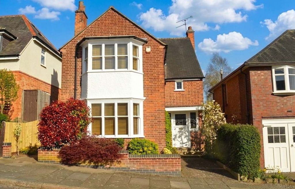 4 bed detached house for saleMeadhurst Road, Western Park, Leicester LE3