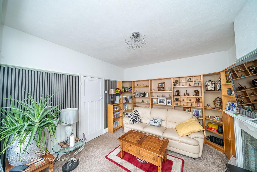Additional image 3 of 2 bed detached bungalow for saleHeath Street, Hednesford, Cannock WS12