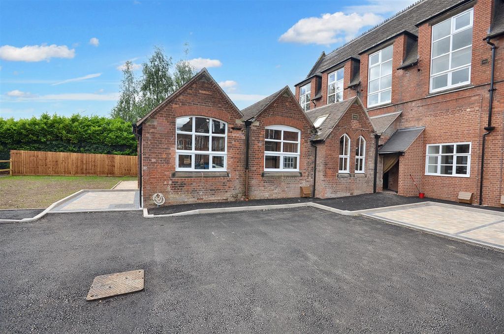 Additional image 10 of 2 bed semi-detached bungalow for saleChetwynd Court, Stafford ST16