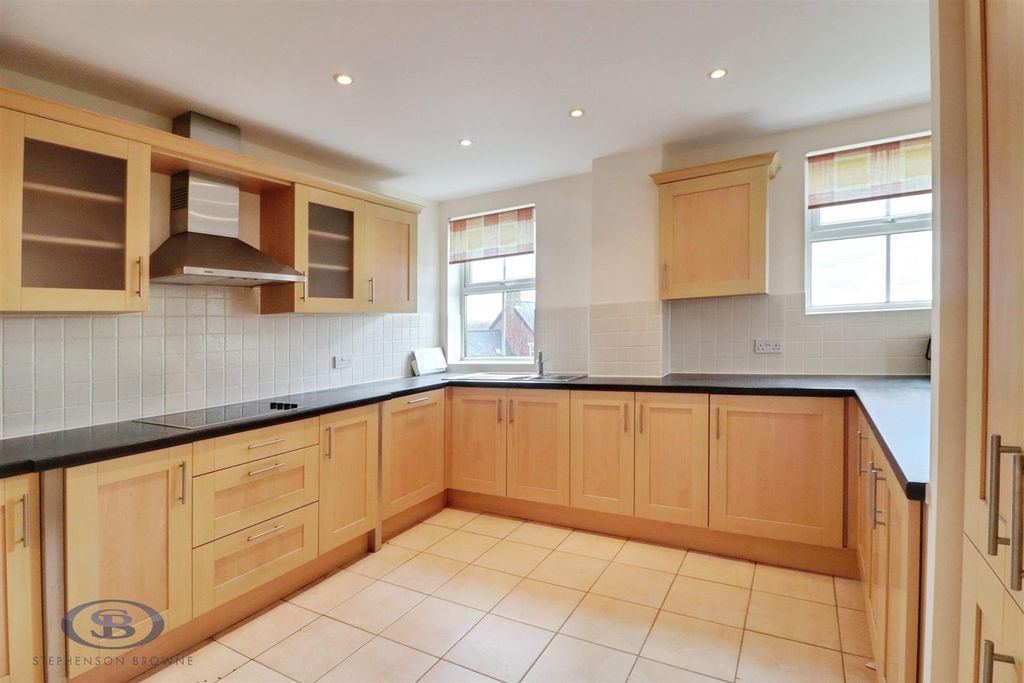 Additional image 3 of 3 bed flat for saleAshbourne Drive, Weston, Crewe CW2