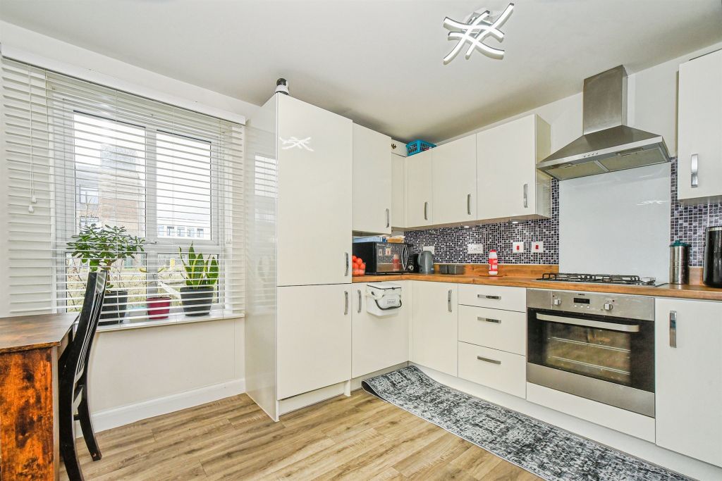 Additional image 3 of 2 bed flat for saleSemington Strand, Swindon SN1