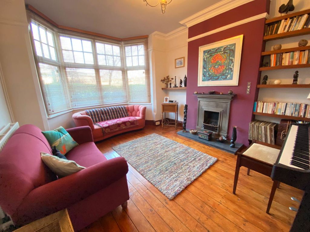 Additional image 3 of 4 bed terraced house for saleWestcotes Drive, Leicester LE3